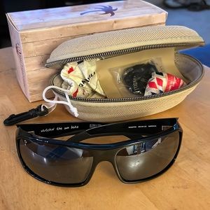 *NWT* Margaritaville Polarozed Sunglasses - Ladies Kingston